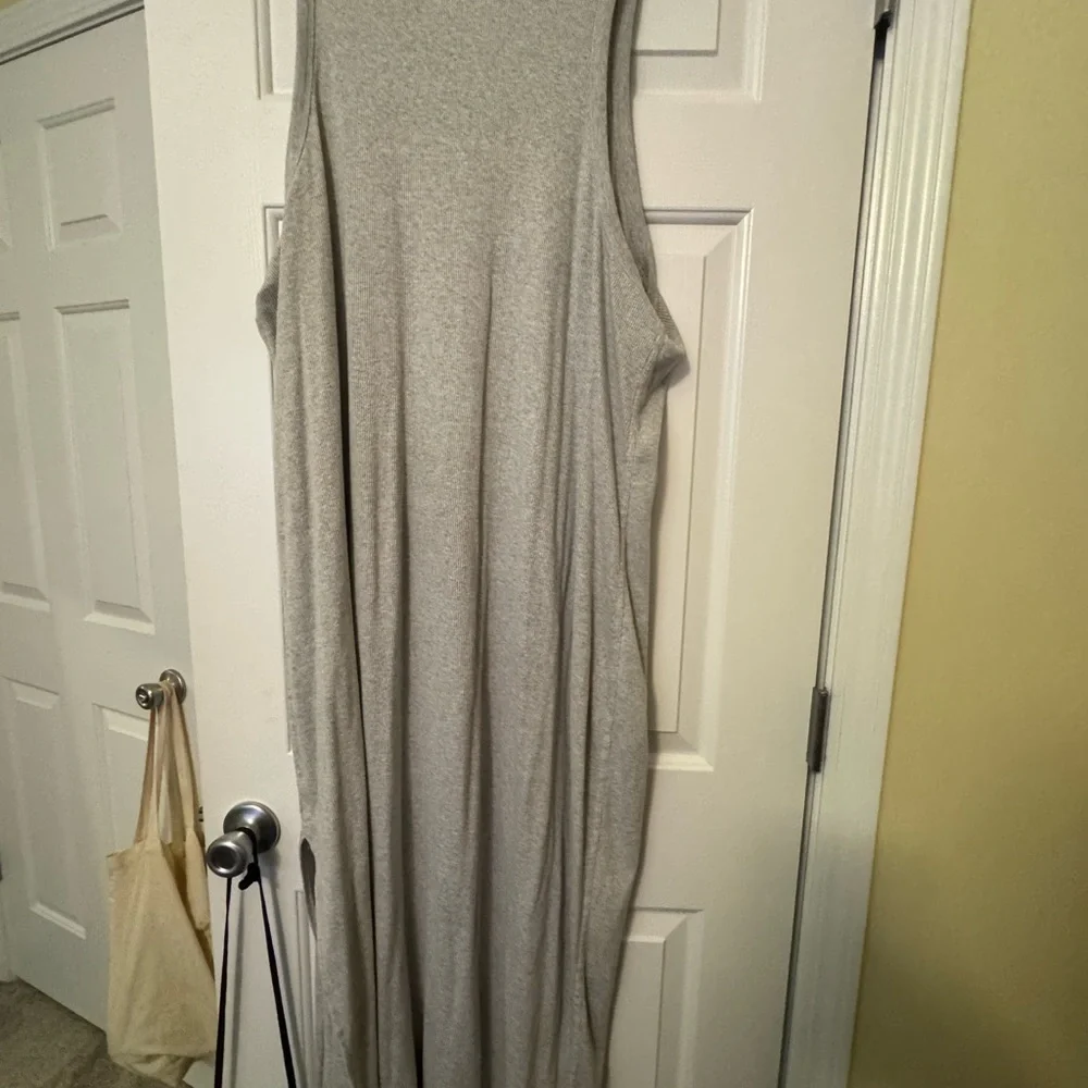 Universal Thread Light Gray Ribbed Dress - Picture 3 of 4